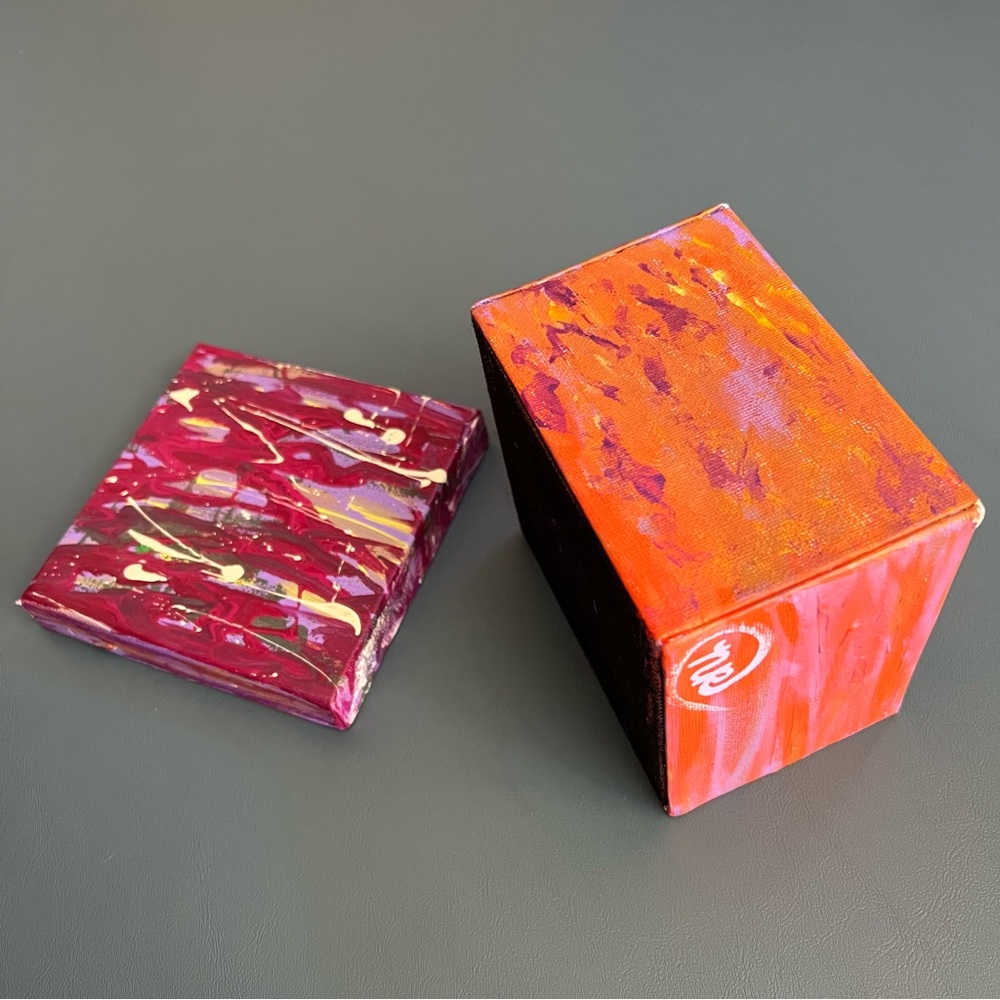 Painted canvas gift 🎁 or storage box 📦